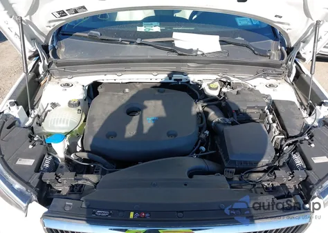 2020 Volvo Xc40 T5 Momentum from USA, damaged, VIN YV4162UK4L2252575